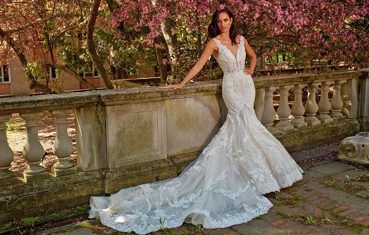Eve of Milady Boutique 1634 Wedding Dress Bridal Reflections